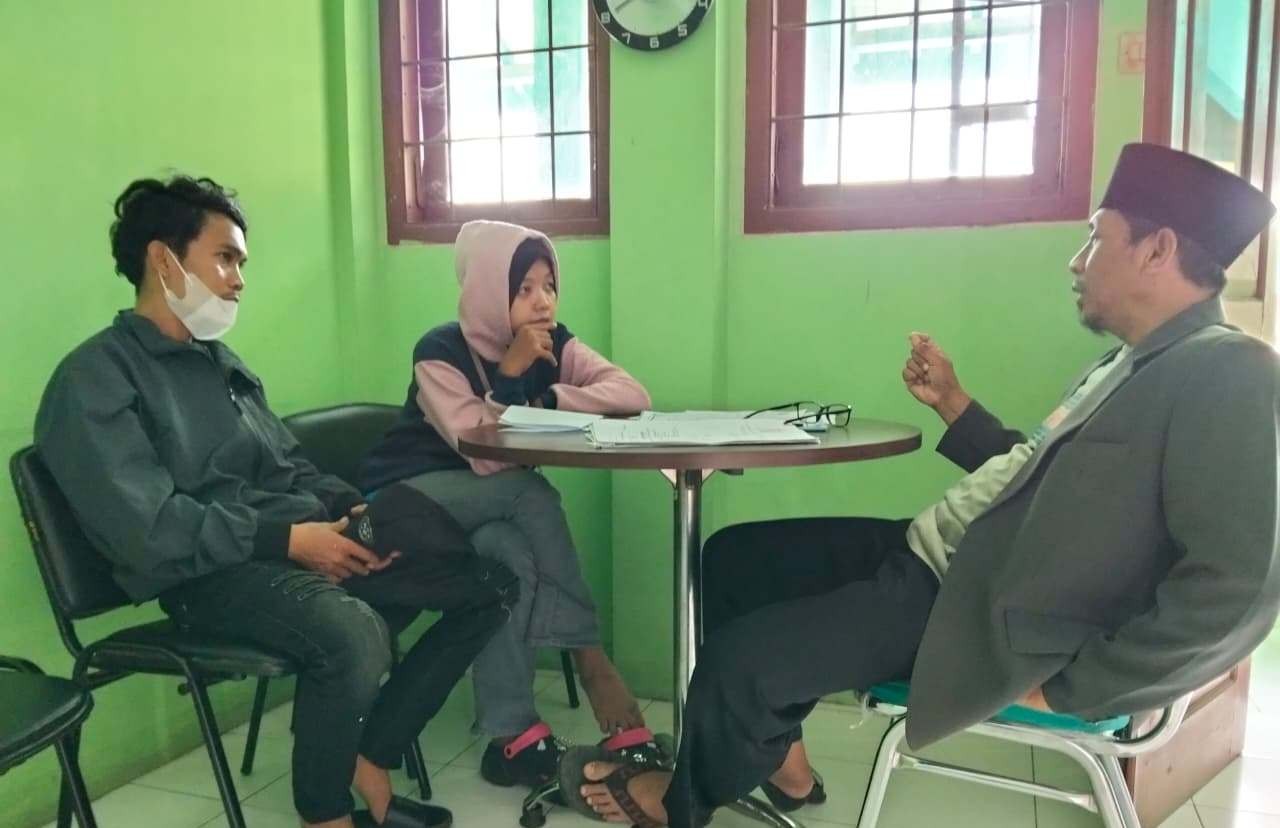 KUA Ajibarang Tangani Kasus Wali Mafqud dalam Pendaftaran Nikah