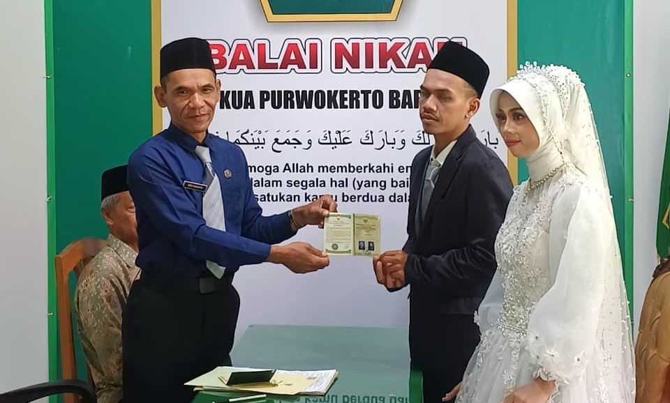 Pernikahan Berlangsung Khidmat di KUA Purwokerto Barat
