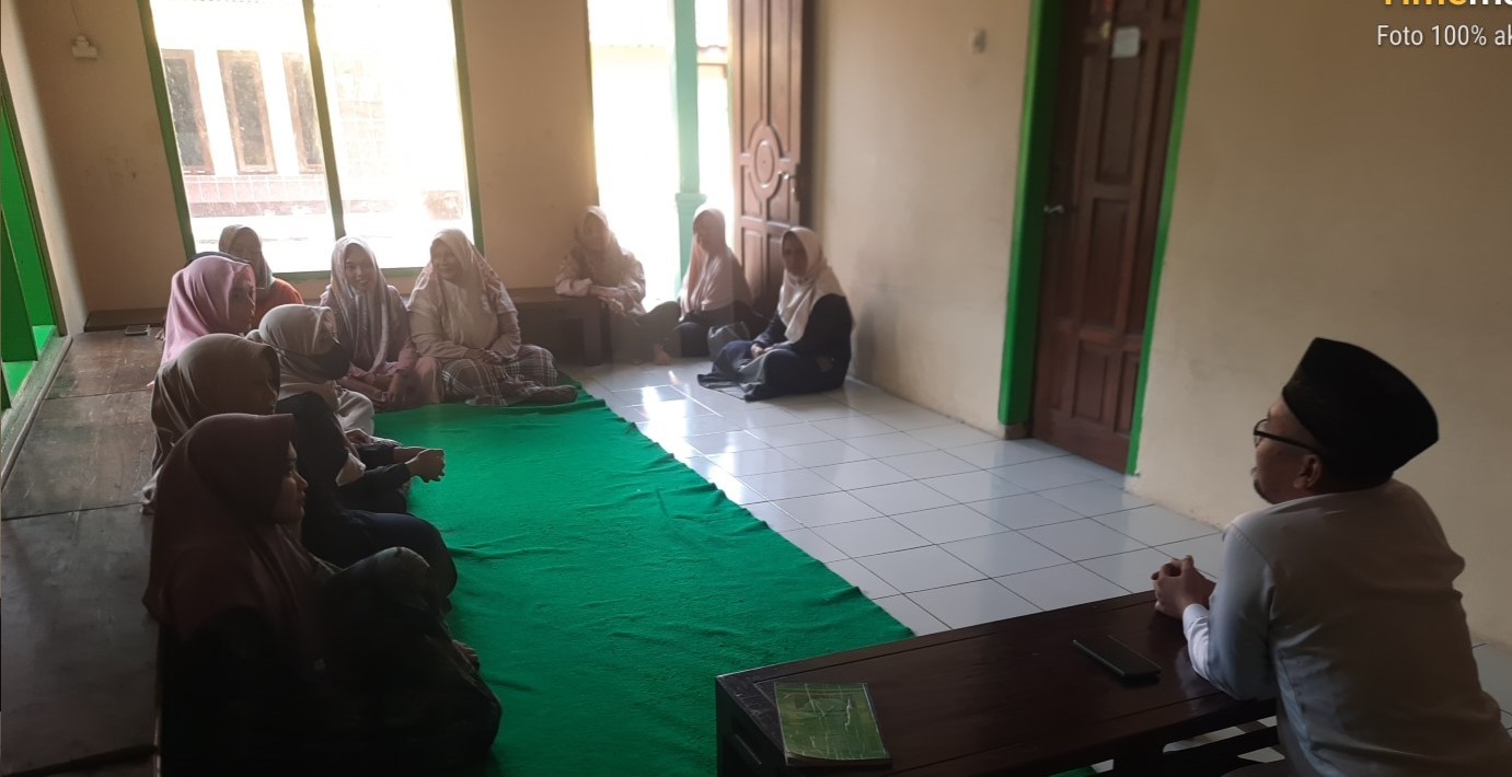 Penyuluhan Inspiratif kepada Wali Murid RA Diponegoro Karangklesem