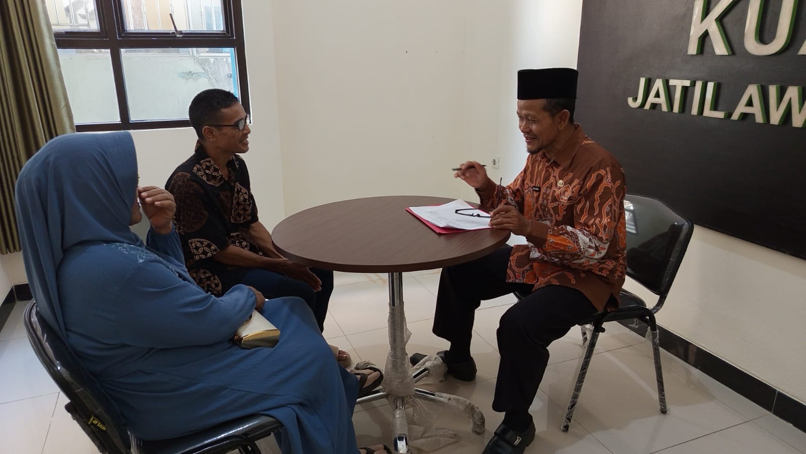 Tinggalkan Masa Lalu yang Kelam, Tatap Masa Depan yang Cemerlang