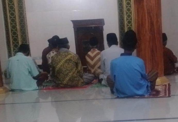 Gema Zikir Bersama di MT Al-Hikmah RW 04 Kedungurang, Langitkan Doa untuk Keselamatan Bangsa
