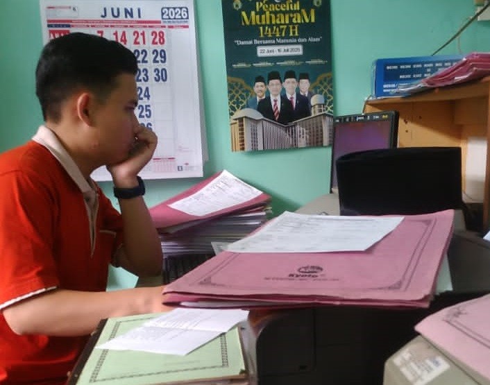 Penghulu: Diantara Administrasi dan Pengembangan Profesi
