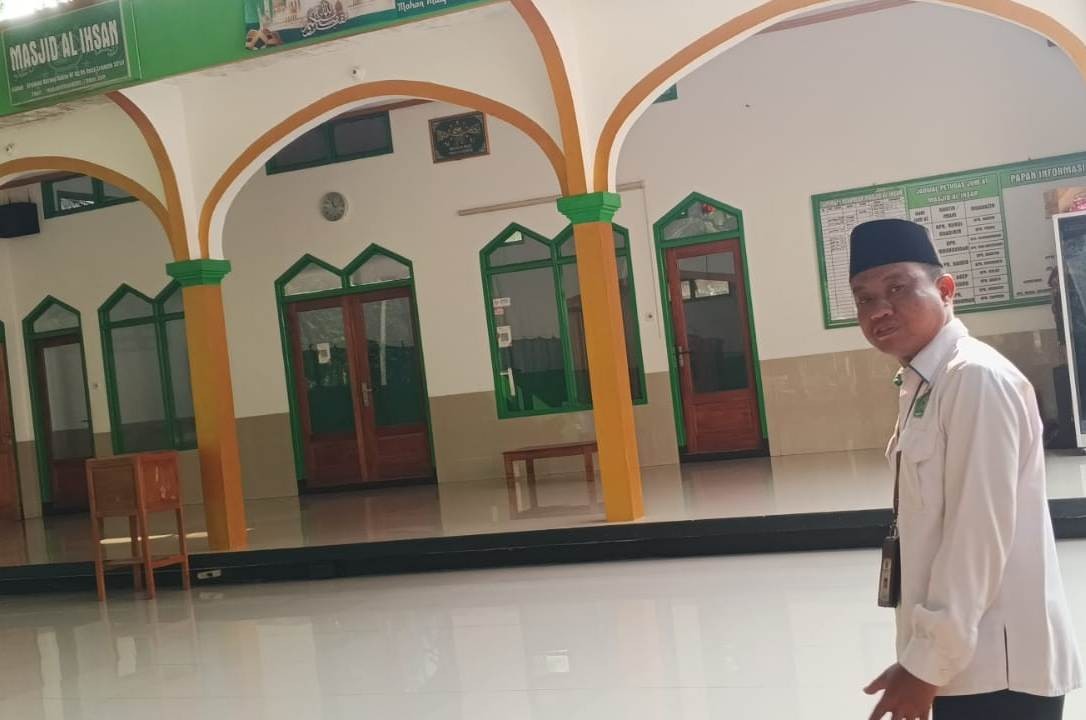 Dari Titik Koordinat Menuju Kepastian Hukum: KUA Cilongok Lakukan Geotagging Tanah Wakaf Masjid Al-Ihsan