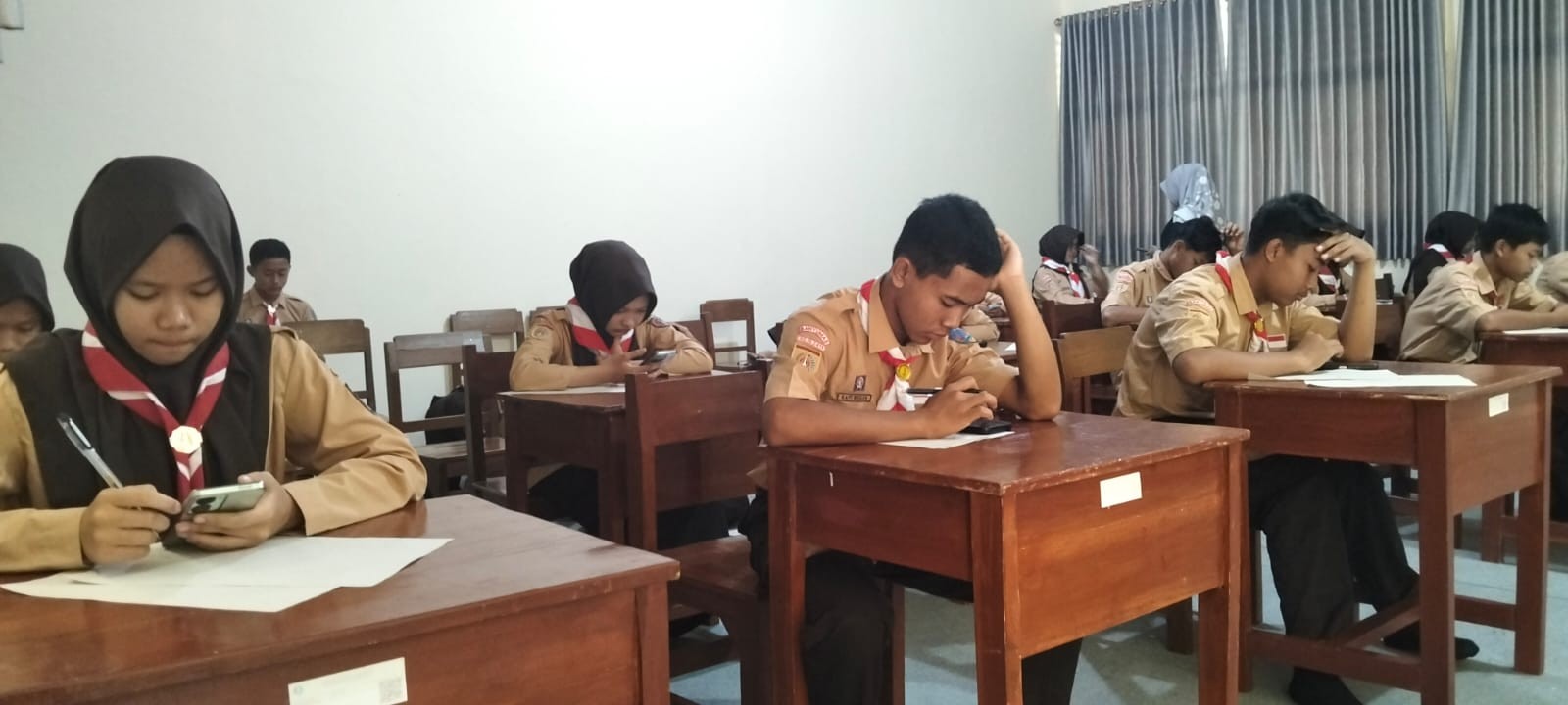 MAN 3 Banyumas Gelar Seleksi Tes Mapel Kelas X Berbasis Digital via Aplikasi Griya Belajar