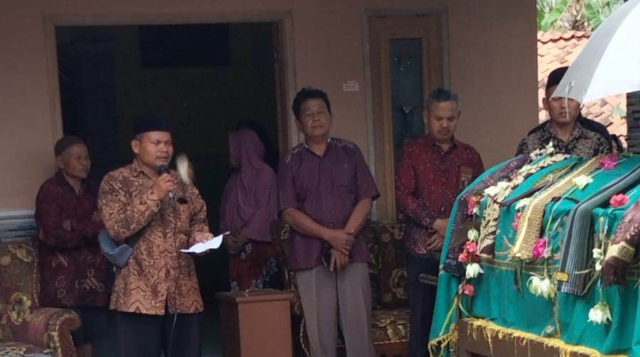 Hadiri Takziyah, Penyuluh KUA Gumelar Sampaikan Tentang Kesabaran dan Adab Musibah