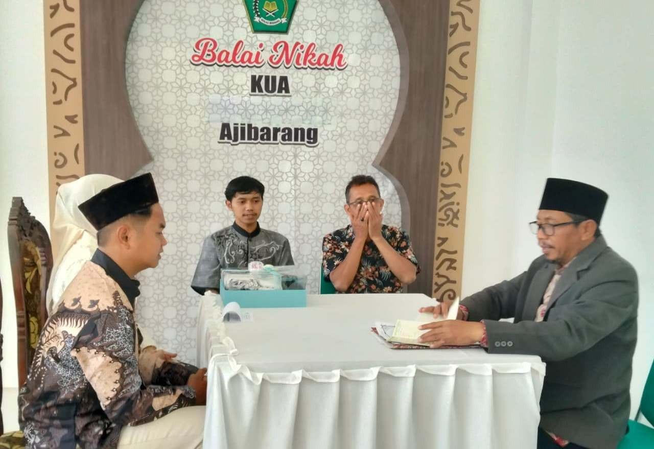Sah Secara Negara, Catin Resmi Menikah di KUA Ajibarang