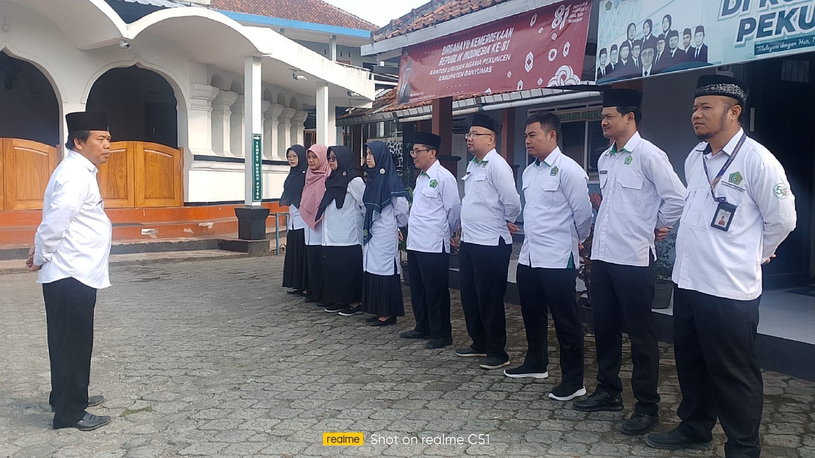 KUA Pekuncen Gelar Apel, Tekankan Pentingnya Pahami Posisi dan Berikan yang Terbaik
