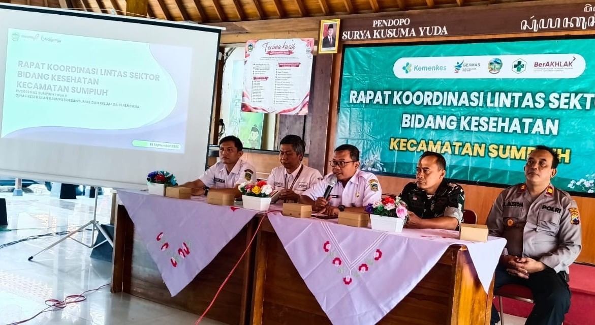 Tingkatkan Sinergi Lintas Sektor, Kepala KUA Sumpiuh Hadiri Rakor Kesehatan di Pendopo Surya Yuda