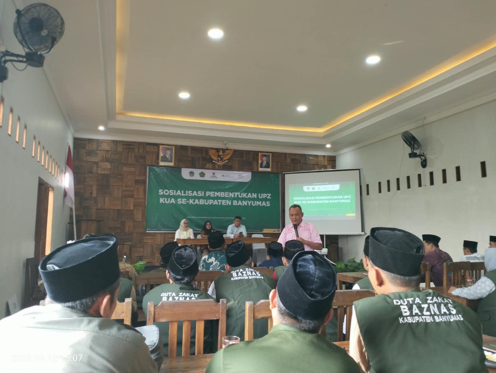 KUA Purwokerto Barat Ikuti Sosialisasi Pembentukan UPZ KUA Se-Kabupaten Banyumas