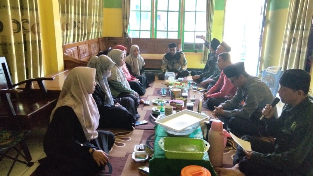 Anjangsana dan Arisan KUA Karanglewas Pererat Tali Silaturahmi