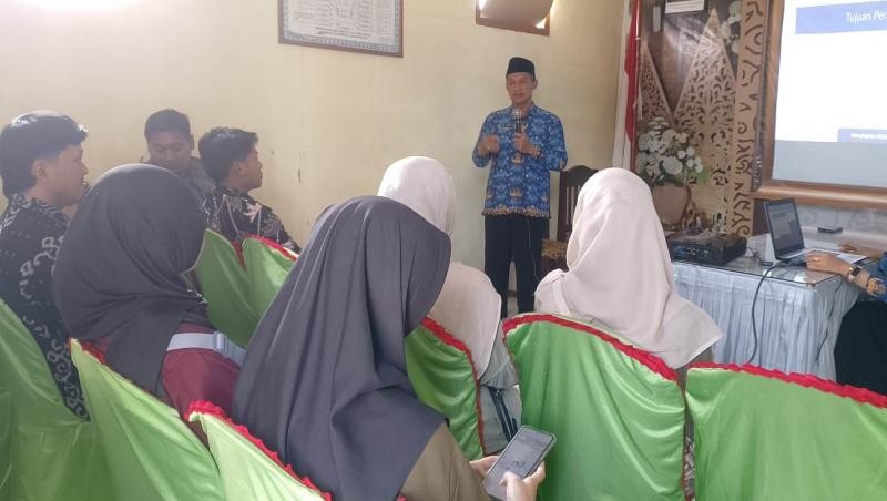 Bimwin Mandiri KUA Cilongok Bekali Catin Siap Lahir Batin Membangun Keluarga Sakinah
