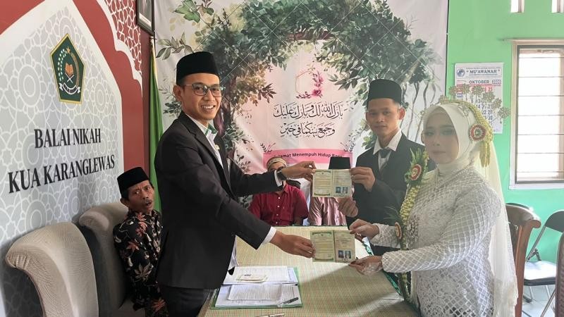 Pencatatan Pernikahan Berlangsung Lancar di KUA Karanglewas