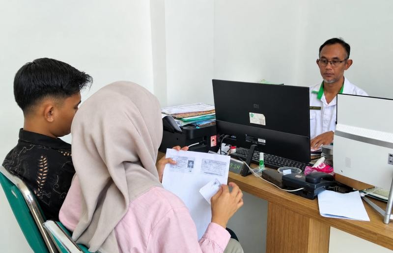 Daftar Nikah di KUA Ajibarang, Catin Ikuti Bimbingan Pranikah