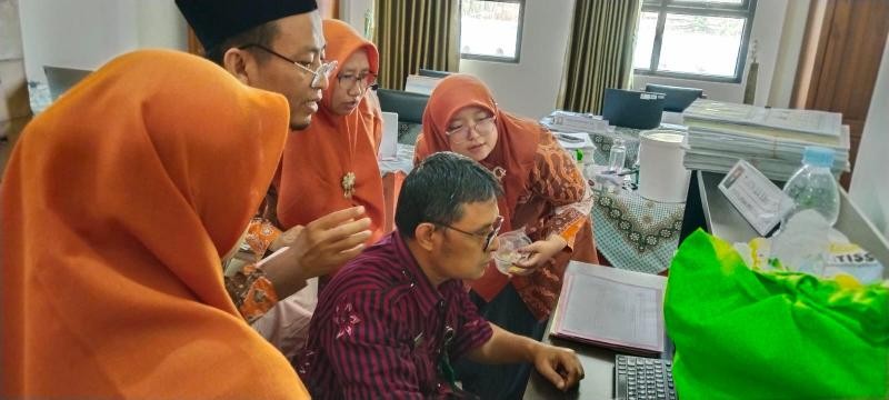 KUA Jatilawang Sosialisasikan Cara Mencari HP Hilang melalui Aplikasi Google