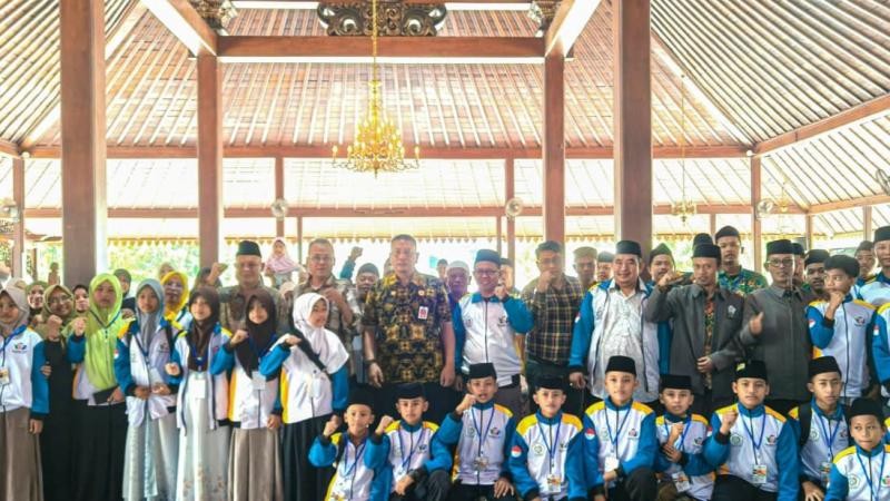 Resmi Dilepas, Santri Banyumas Siap Berprestasi di PORSADIN VIII Jawa Tengah