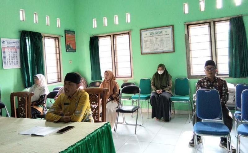 Awali Hari dengan Keberkahan, KUA Karanglewas Rutin Lantunkan Asmaul Husna