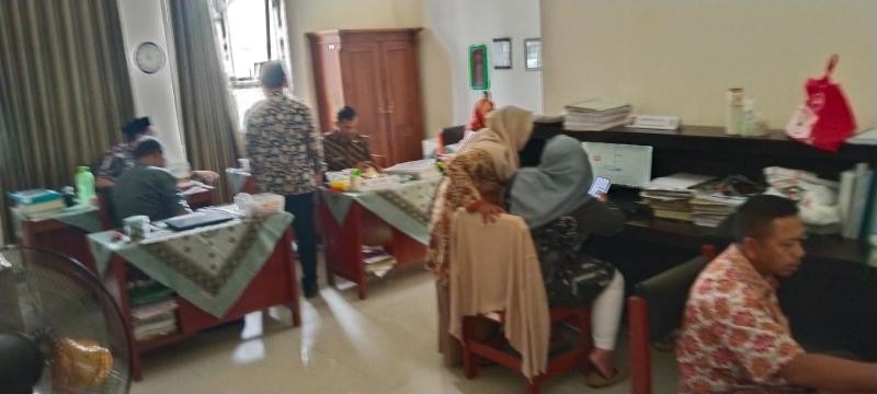 Tiada Henti dalam Pekerjaan dan Aktivitas, Penyuluh dan Staf KUA Jatilawang Wujudkan Integritas