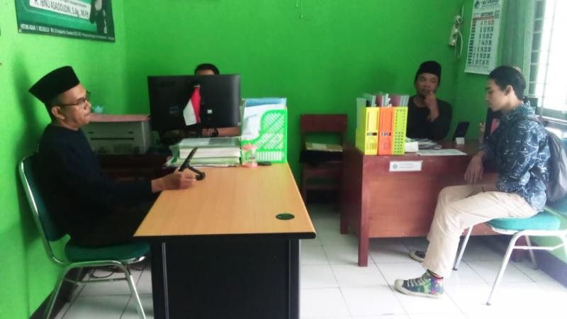 KUA Layani Konsultasi Observasi dan Wawancara tentang Perwakafan bagi Mahasiswa UIN SAIZU Purwokerto