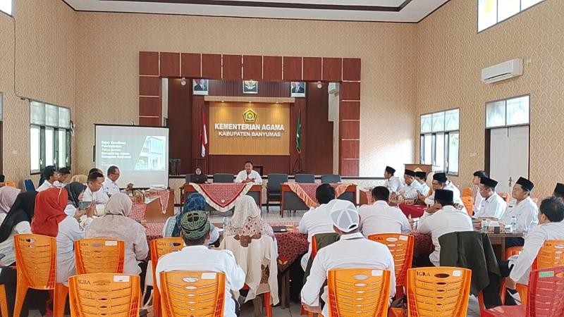 Perkuat Sinergi Kehumasan, Penyuluh KUA Sumpiuh Hadiri Pembentukan Pokja Humas Kemenag Banyumas