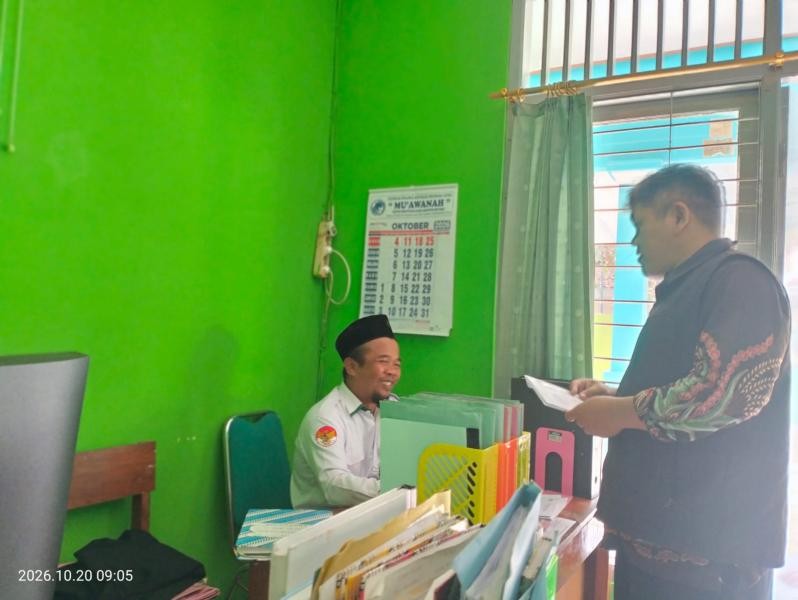 KUA Terima Kunjungan Pegawai Kecamatan, Koordinasikan Upacara Hari Santri Nasional 2026