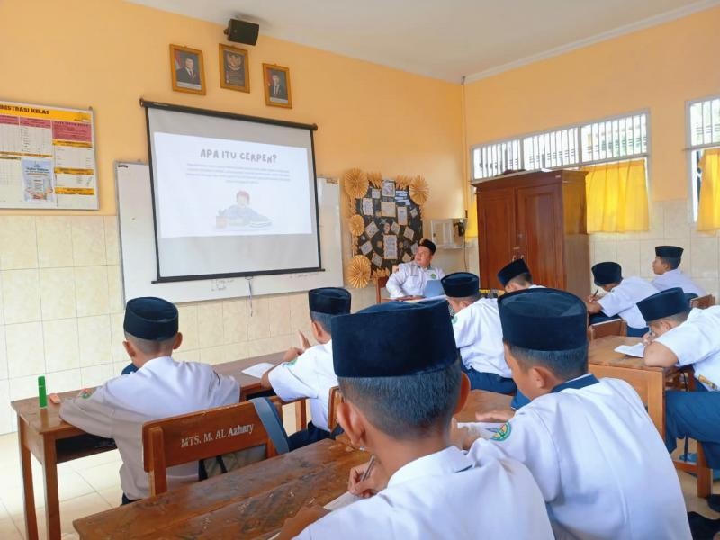 Geliat Literasi MTs Modern Al Azhary Ajibarang: Menggali Sastra, Menumbuhkan Karya