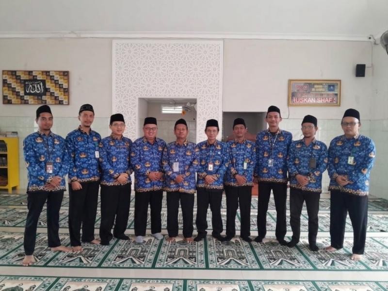 Program Pembinaan Rohani: Penyuluh KUA Latih Warga Binaan Lapas Purwokerto Baca Al-Quran
