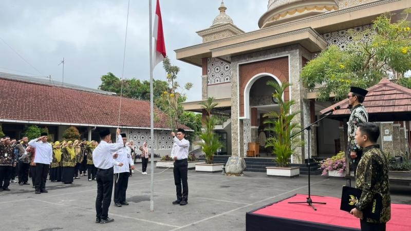 Kemenag Kabupaten Banyumas Gelar Upacara Hari Sumpah Pemuda ke-98: Tekankan Pentingnya Karakter, Patriotisme, dan Empati