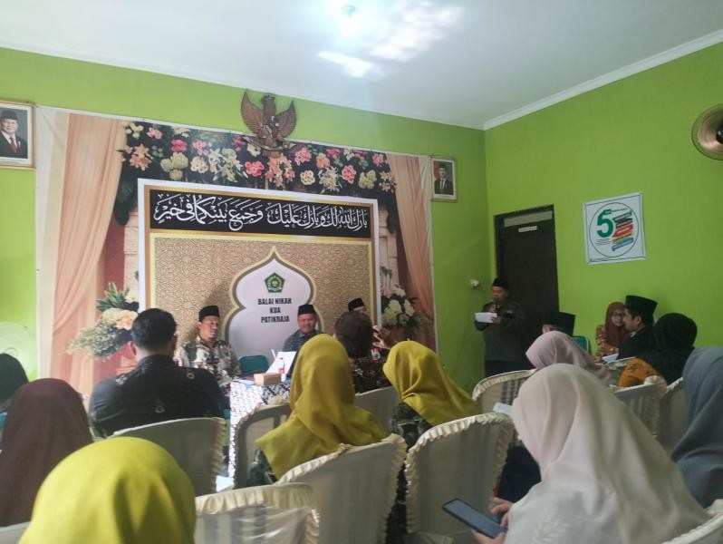 KUA Wangon Ikuti Rakor BOP se-Kabupaten Banyumas Bersama Bimas Islam Kemenag Banyumas di KUA Patikraja