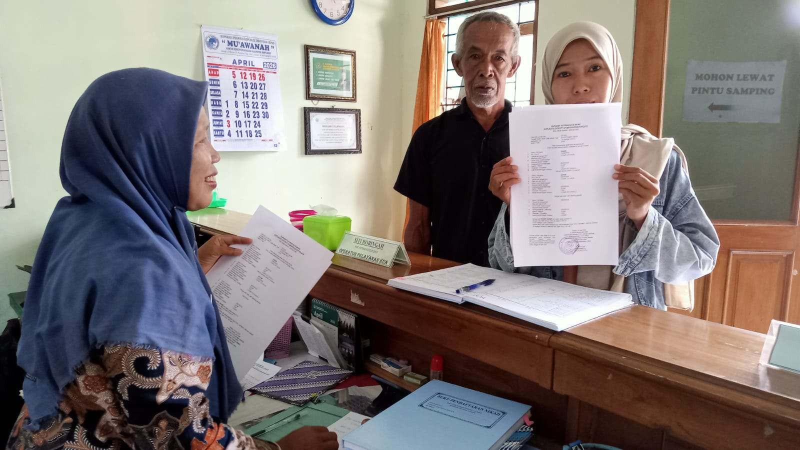 KUA Hadir dengan Profesionalisme, Permudah Penerbitan Surat Riwayat Nikah