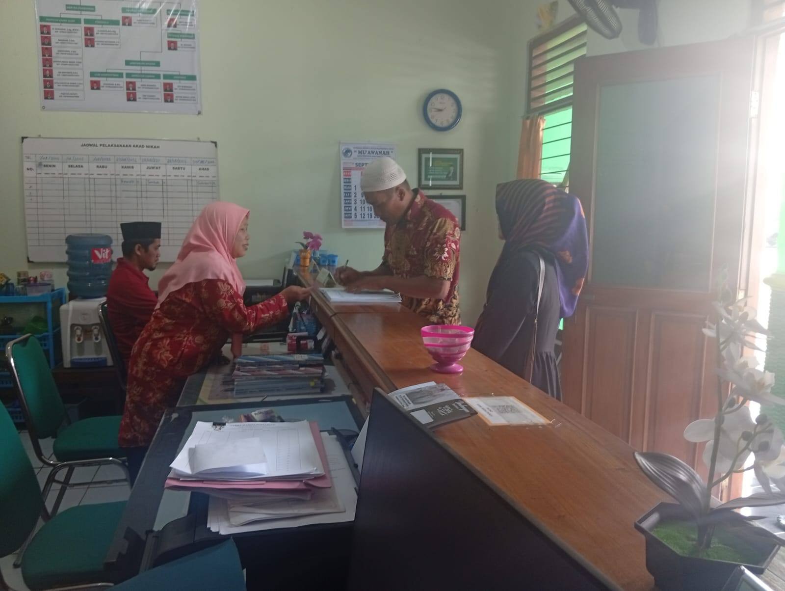 KUA Layani Cek Berkas dan Validasi Data Catin Warga Rawalo
