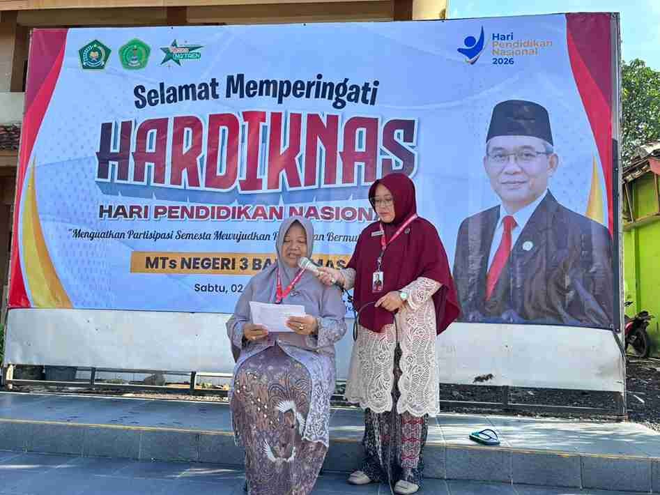 Di Gerbang Ilmu, Puisi Menyala: Saat Kata Menjadi Cahaya Peradaban