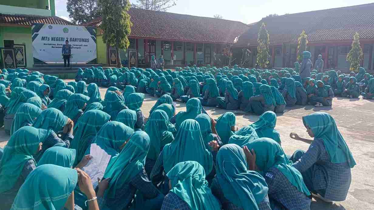 Siapkan Pelaksanaan MBG yang Tertib dan Higienis, MTs Negeri 3 Banyumas Gelar Sosialisasi Distribusi kepada Seluruh Murid
