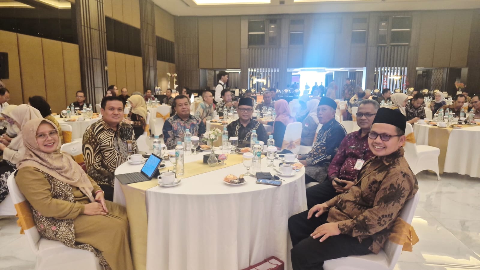 Sosialisasi program rupiah champion ship dari BI di Java Herritage
