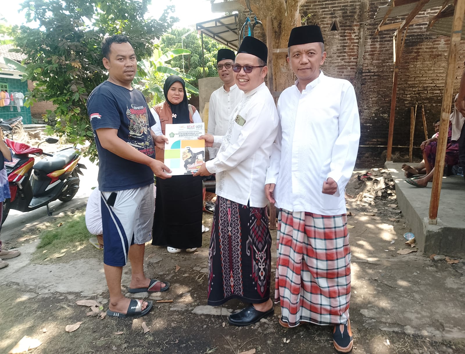 Penyerahan dan Kunjungan korban kebakaran walimurid MIMA Tamansari