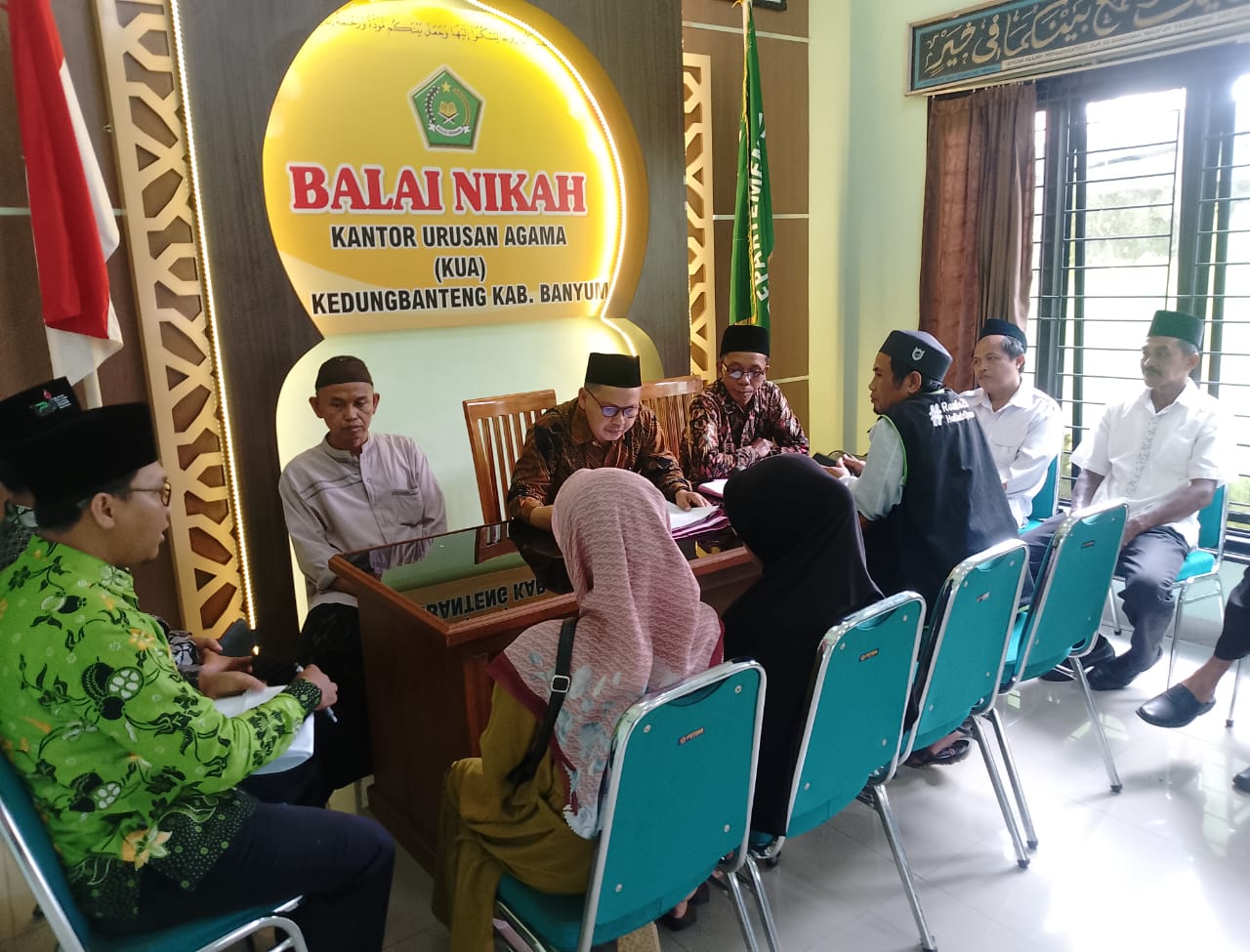 Ikrar wakaf empat bidang tanah di KUA Kedungbanteng